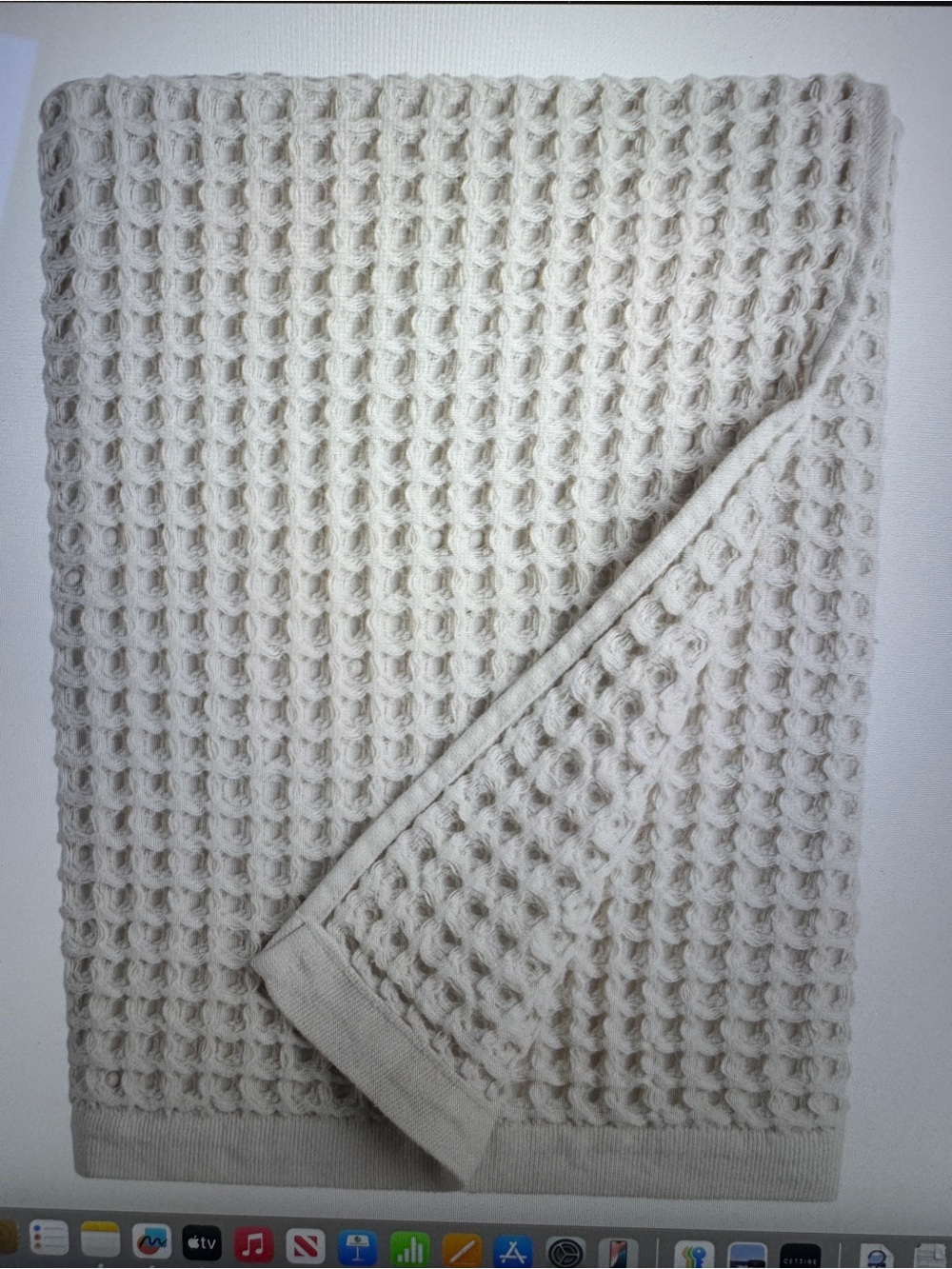 Work Market Waffle Weave Bath Towels - Picture 2 of 3